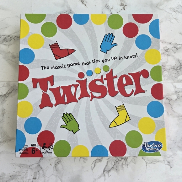 Hasbro Family Twister Game - Picture 2 of 3